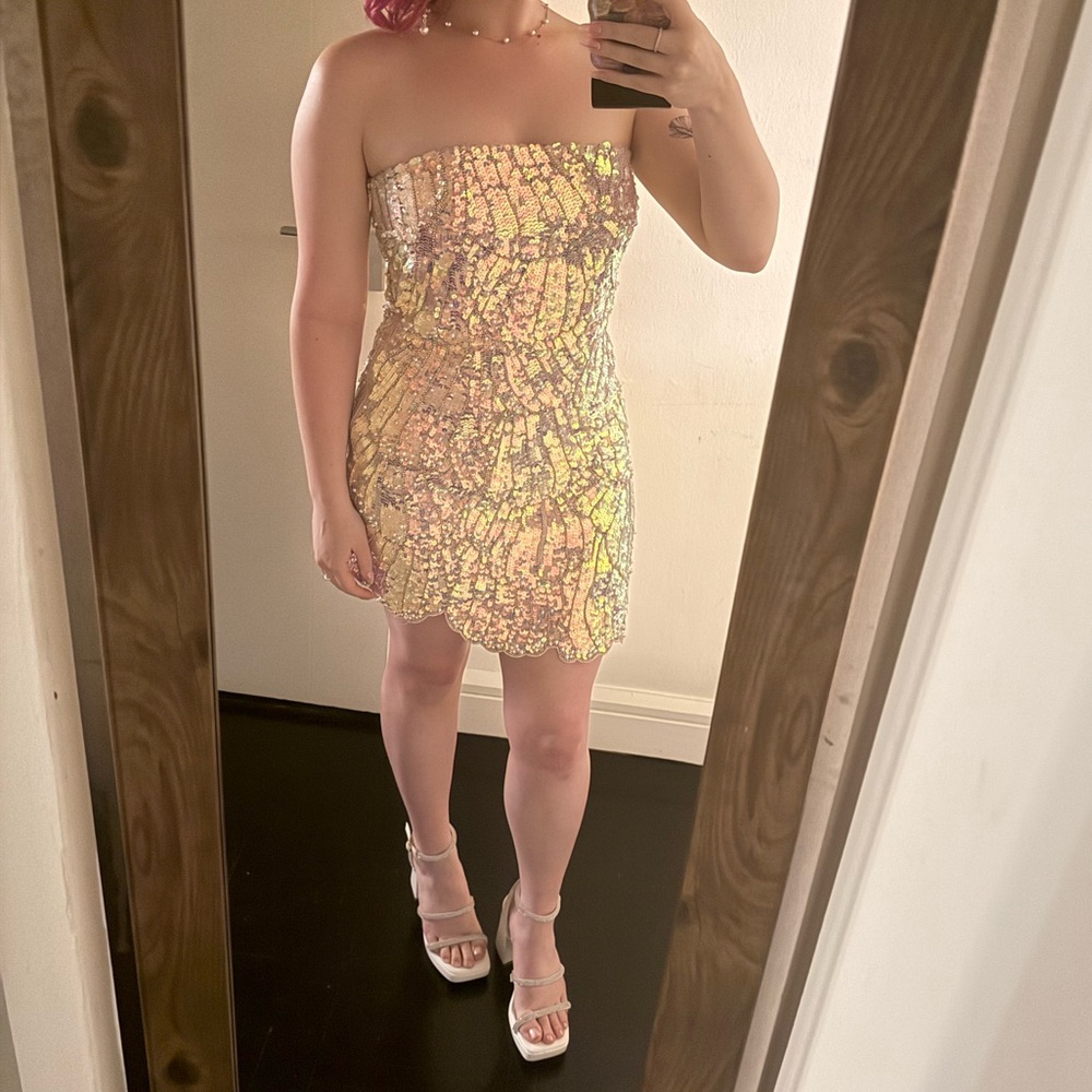 Retrofete Iridescent Sequin Mini Dress - Picture 7 of 7